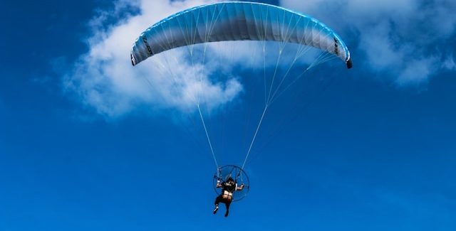Le parachutisme